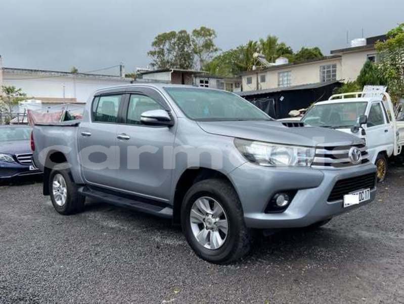 Big with watermark toyota hilux black river district tamarin 8201
