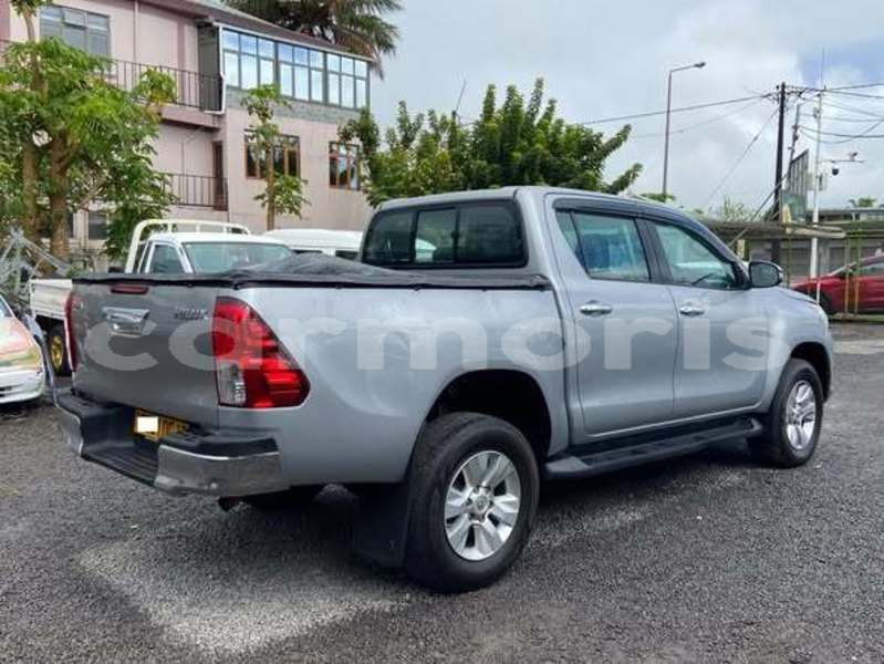 Big with watermark toyota hilux black river district tamarin 8201