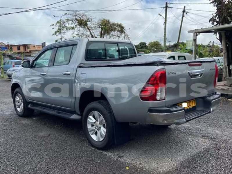Big with watermark toyota hilux black river district tamarin 8201