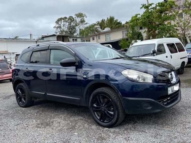 Big with watermark nissan qashqai black river district tamarin 8204