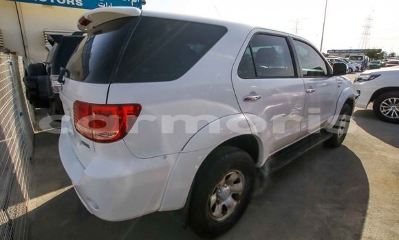 Buy Import Toyota Fortuner White Car in Import - Dubai in Agalega Islands Buy Import Toyota Fortuner White Car in Import - Dubai in Agalega Islands