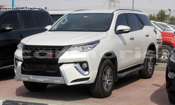 Buy Import Toyota Fortuner White Car in Import - Dubai in Agalega Islands Buy Import Toyota Fortuner White Car in Import - Dubai in Agalega Islands