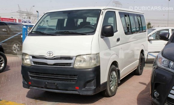 Buy Import Toyota Hiace White Car in Import - Dubai in Agalega Islands Buy Import Toyota Hiace White Car in Import - Dubai in Agalega Islands