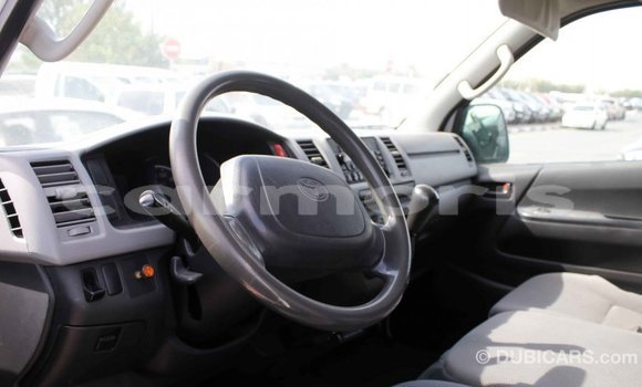 Buy Import Toyota Hiace White Car in Import - Dubai in Agalega Islands Buy Import Toyota Hiace White Car in Import - Dubai in Agalega Islands