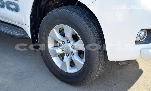 Buy Import Toyota Prado White Car in Import - Dubai in Agalega Islands Buy Import Toyota Prado White Car in Import - Dubai in Agalega Islands