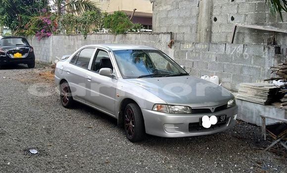 Buy Used Mitsubishi Lancer Silver Car in Rivière du Rempart in Rivière du Rempart District
