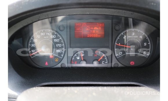 Buy Import Peugeot 106 White Car in Import - Dubai in Agalega Islands