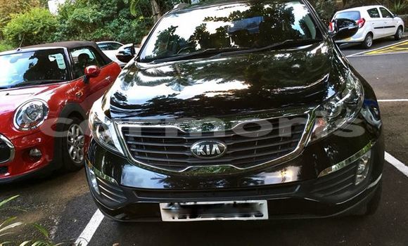 Buy Used Kia Sportage Black Car in Central Flacq in Flacq