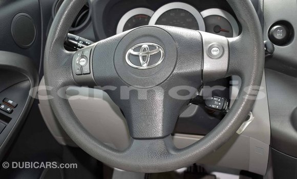 Buy Import Toyota HiAce White Truck in Import - Dubai in Agalega Islands Buy Import Toyota HiAce White Truck in Import - Dubai in Agalega Islands