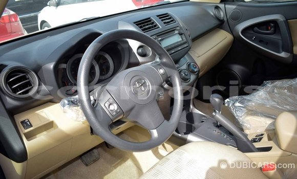 Buy Import Toyota HiAce Other Truck in Import - Dubai in Agalega Islands Buy Import Toyota HiAce Other Truck in Import - Dubai in Agalega Islands