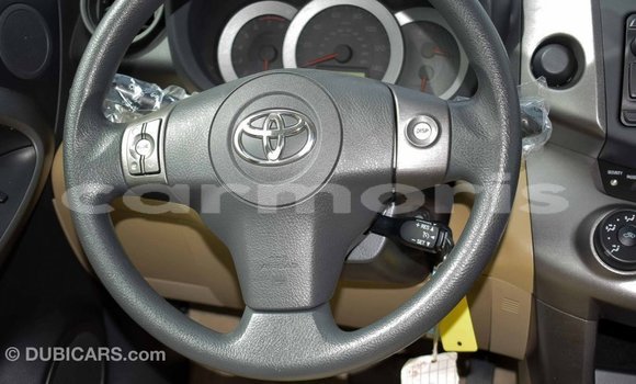 Buy Import Toyota HiAce Other Truck in Import - Dubai in Agalega Islands Buy Import Toyota HiAce Other Truck in Import - Dubai in Agalega Islands