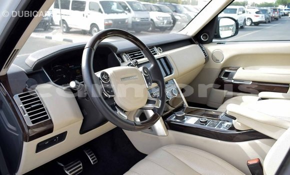 Buy Import Land Rover Range Rover White Car in Import - Dubai in Agalega Islands Buy Import Land Rover Range Rover White Car in Import - Dubai in Agalega Islands