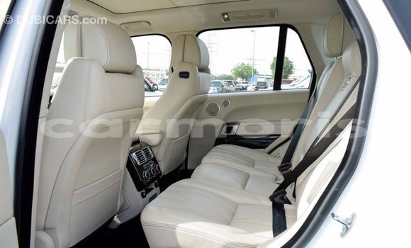 Buy Import Land Rover Range Rover White Car in Import - Dubai in Agalega Islands Buy Import Land Rover Range Rover White Car in Import - Dubai in Agalega Islands