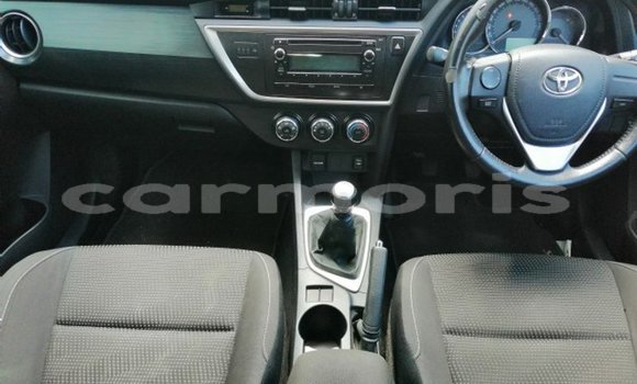 Buy Used Toyota Auris White Car in Arsenal in Pamplemousses District Buy Used Toyota Auris White Car in Arsenal in Pamplemousses District