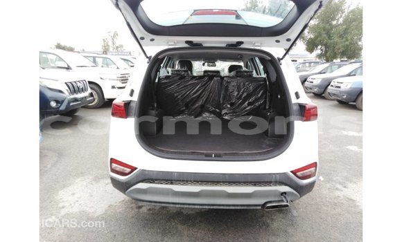 Buy Import Hyundai Santa Fe White Car in Import - Dubai in Agalega Islands Buy Import Hyundai Santa Fe White Car in Import - Dubai in Agalega Islands