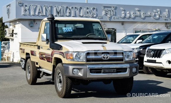 Buy Import Toyota Land Cruiser Beige Car in Import - Dubai in Agalega Islands Buy Import Toyota Land Cruiser Beige Car in Import - Dubai in Agalega Islands