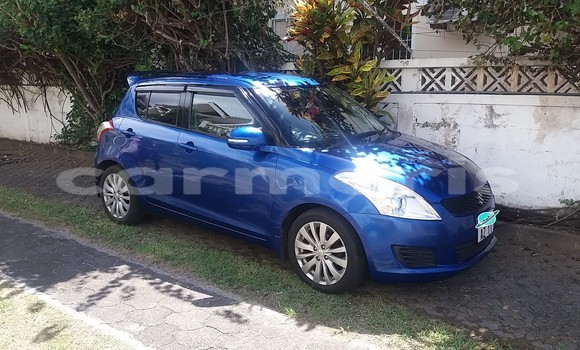 Buy Used Suzuki Swift Blue Car in Curepipe in Plaines Wilhems District