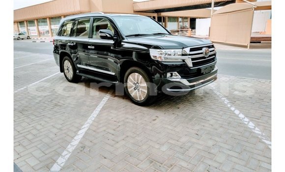 Acheter Import Voiture Toyota Land Cruiser Noir à Import - Dubai, Îles Agalega Acheter Import Voiture Toyota Land Cruiser Noir à Import - Dubai, Îles Agalega