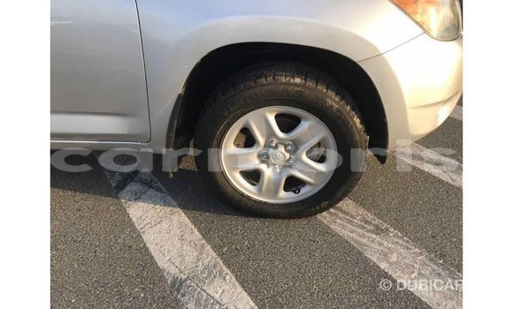 Buy Import Toyota HiAce Other Truck in Import - Dubai in Agalega Islands Buy Import Toyota HiAce Other Truck in Import - Dubai in Agalega Islands