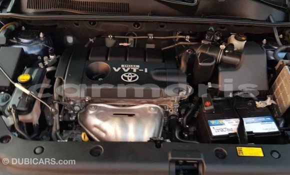 Buy Import Toyota HiAce Blue Truck in Import - Dubai in Agalega Islands Buy Import Toyota HiAce Blue Truck in Import - Dubai in Agalega Islands