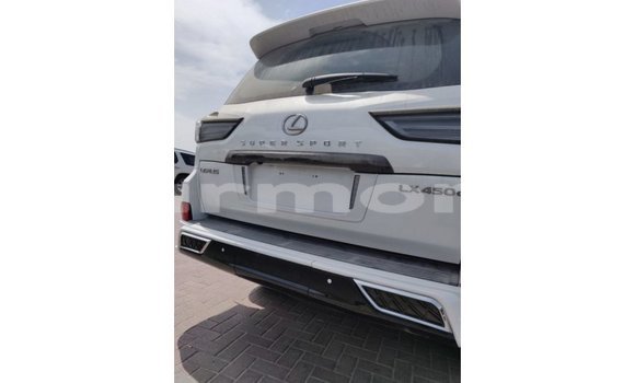 Acheter Import Voiture Lexus LX Blanc à Import - Dubai, Îles Agalega Acheter Import Voiture Lexus LX Blanc à Import - Dubai, Îles Agalega