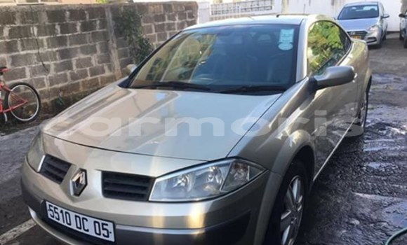 Buy Used Renault Megane Silver Car in Coromandel–Graviers in Rodrigues
