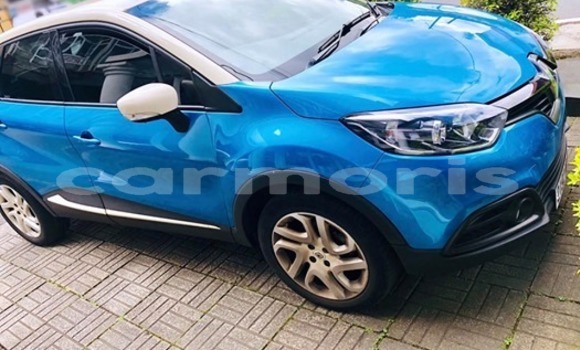 Buy Used Renault Captur Blue Car in Port Louis in Port Louis District
