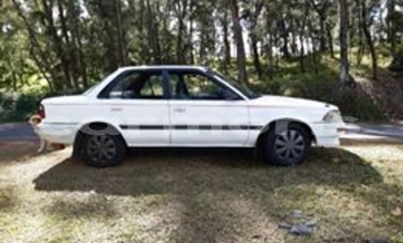 Buy Used Toyota Corolla White Car in Port Louis in Port Louis District Buy Used Toyota Corolla White Car in Port Louis in Port Louis District