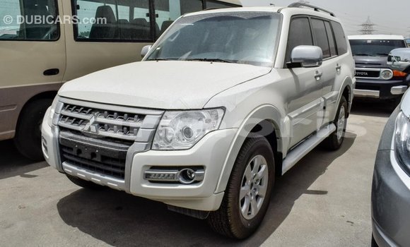 Buy Import Mitsubishi Pajero White Car in Import - Dubai in Agalega Islands Buy Import Mitsubishi Pajero White Car in Import - Dubai in Agalega Islands