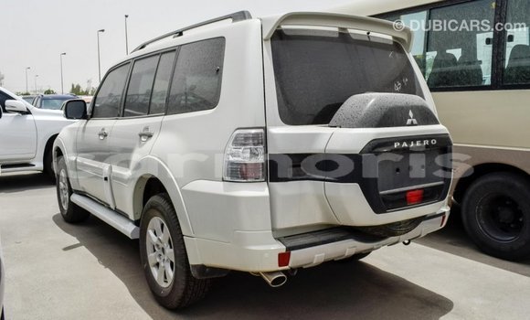 Buy Import Mitsubishi Pajero White Car in Import - Dubai in Agalega Islands Buy Import Mitsubishi Pajero White Car in Import - Dubai in Agalega Islands