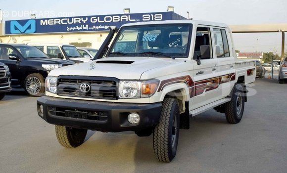 Buy Import Toyota Land Cruiser White Car in Import - Dubai in Agalega Islands Buy Import Toyota Land Cruiser White Car in Import - Dubai in Agalega Islands