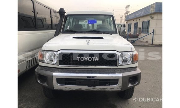 Buy Import Toyota Land Cruiser White Car in Import - Dubai in Agalega Islands Buy Import Toyota Land Cruiser White Car in Import - Dubai in Agalega Islands