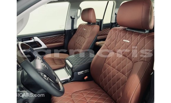 Buy Import Toyota Land Cruiser Black Car in Import - Dubai in Agalega Islands Buy Import Toyota Land Cruiser Black Car in Import - Dubai in Agalega Islands