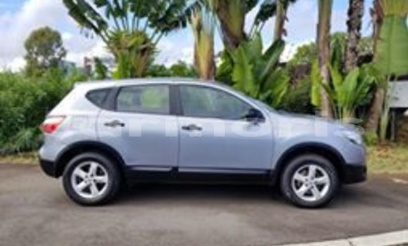 Buy Used Nissan Qashqai Blue Car in Beau Bassin–Rose Hill in Plaines Wilhems District Buy Used Nissan Qashqai Blue Car in Beau Bassin–Rose Hill in Plaines Wilhems District