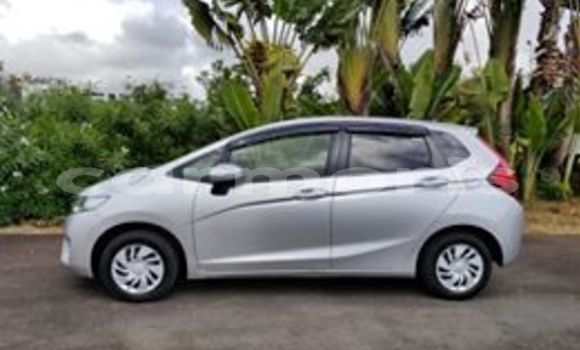 Buy Used Honda fit Silver Car in Beau Bassin–Rose Hill in Plaines Wilhems District Buy Used Honda fit Silver Car in Beau Bassin–Rose Hill in Plaines Wilhems District