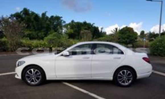 Buy Used Mercedes-Benz C–Class White Car in Beau Bassin–Rose Hill in Plaines Wilhems District Buy Used Mercedes-Benz C–Class White Car in Beau Bassin–Rose Hill in Plaines Wilhems District