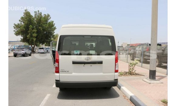 Buy Import Toyota Hiace White Car in Import - Dubai in Agalega Islands Buy Import Toyota Hiace White Car in Import - Dubai in Agalega Islands