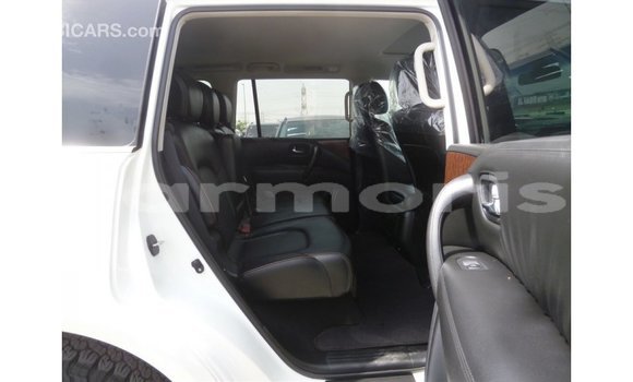 Acheter Import Voiture Nissan Patrol Blanc à Import - Dubai, Îles Agalega Acheter Import Voiture Nissan Patrol Blanc à Import - Dubai, Îles Agalega