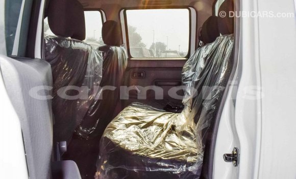 Buy Import Nissan NP 300 White Car in Import - Dubai in Agalega Islands Buy Import Nissan NP 300 White Car in Import - Dubai in Agalega Islands