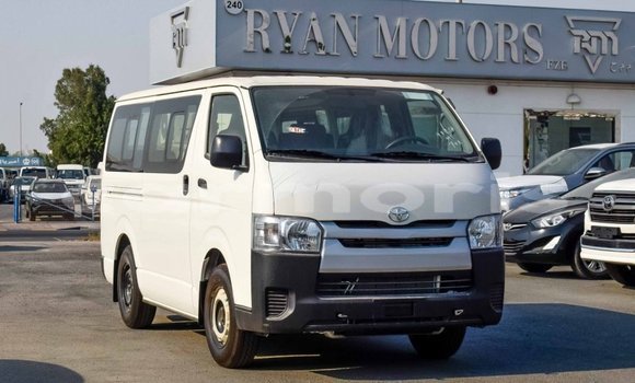 Buy Import Toyota Hiace White Car in Import - Dubai in Agalega Islands Buy Import Toyota Hiace White Car in Import - Dubai in Agalega Islands