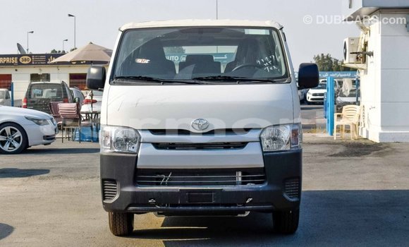 Buy Import Toyota Hiace White Car in Import - Dubai in Agalega Islands Buy Import Toyota Hiace White Car in Import - Dubai in Agalega Islands