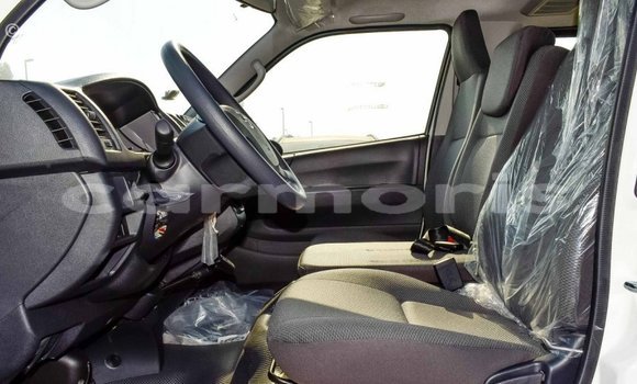 Buy Import Toyota Hiace White Car in Import - Dubai in Agalega Islands Buy Import Toyota Hiace White Car in Import - Dubai in Agalega Islands