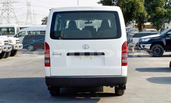 Buy Import Toyota Hiace White Car in Import - Dubai in Agalega Islands Buy Import Toyota Hiace White Car in Import - Dubai in Agalega Islands